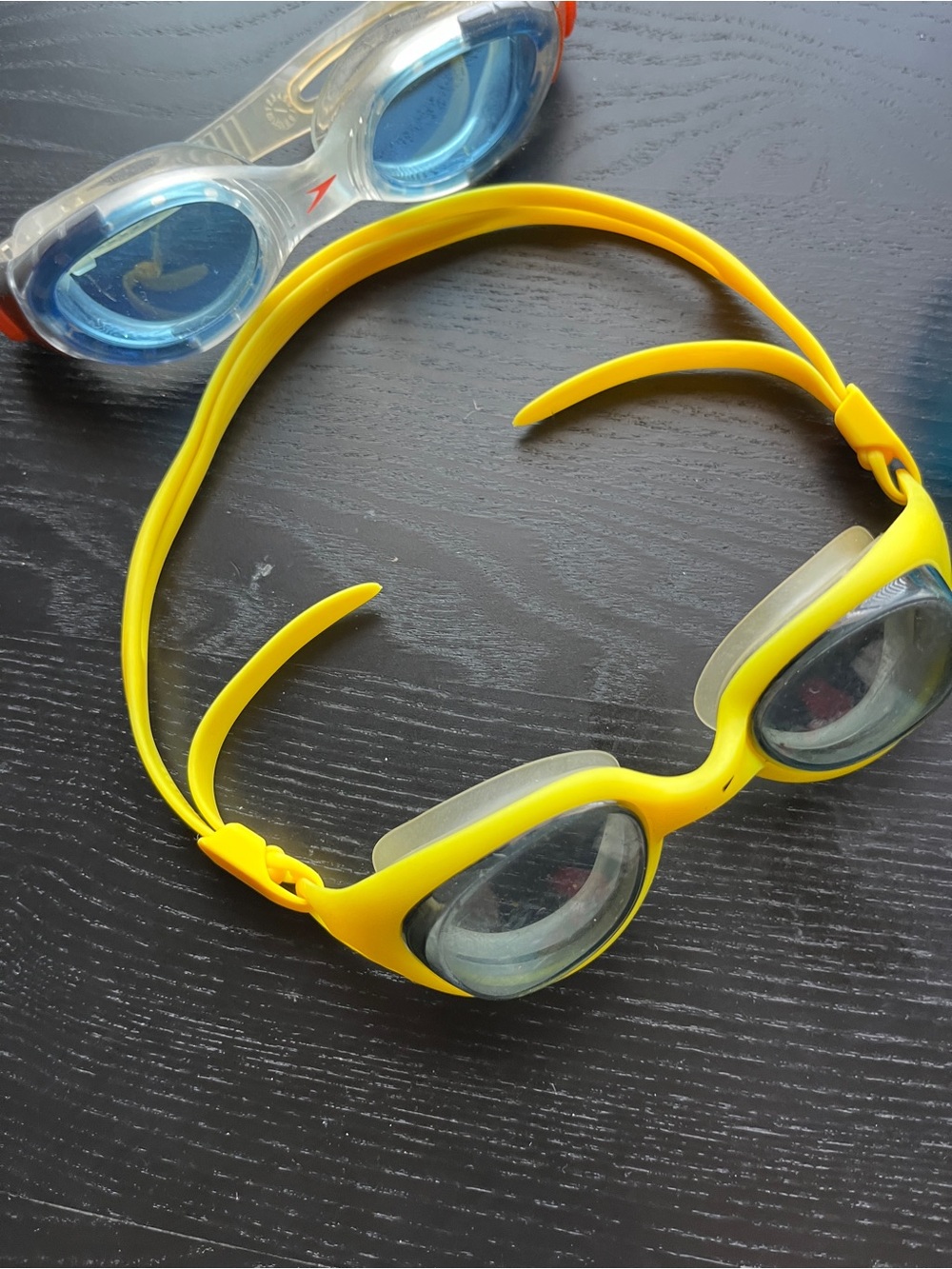 Speedo Swim Goggles Lot of 4 Blue Green Yellow Clear Biofuse Adjustable Straps - Picture 12 of 16
